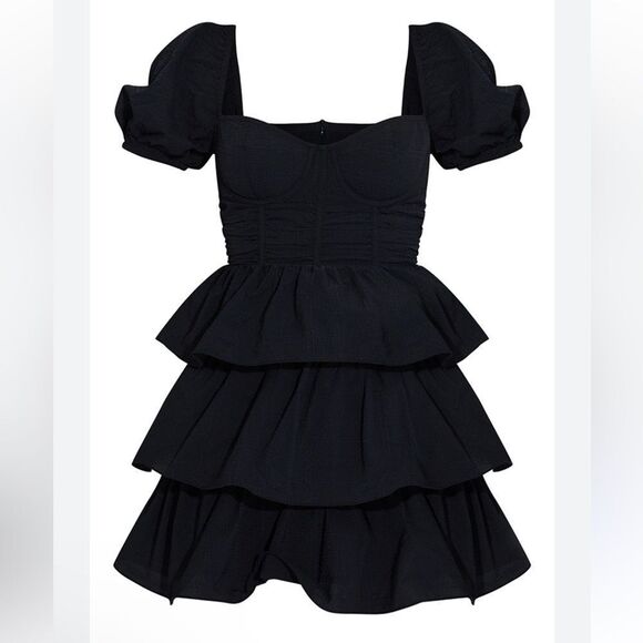 Prettylittlething Crinkle Tiered Dress with Cup Detail - Picture 1 of 8